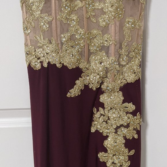 Blondie Nites Floorlength Dress - Picture 3 of 9